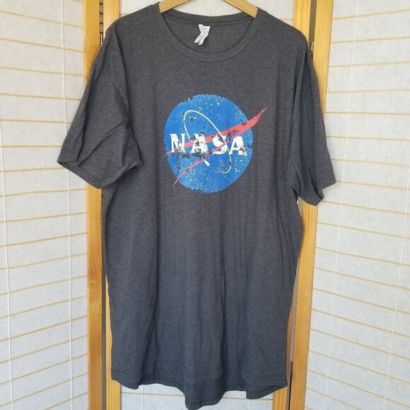 Nasa T-Shirt Men's 2XL Short Sleeves Dark Gray Space Logo - Picture 1 of 6